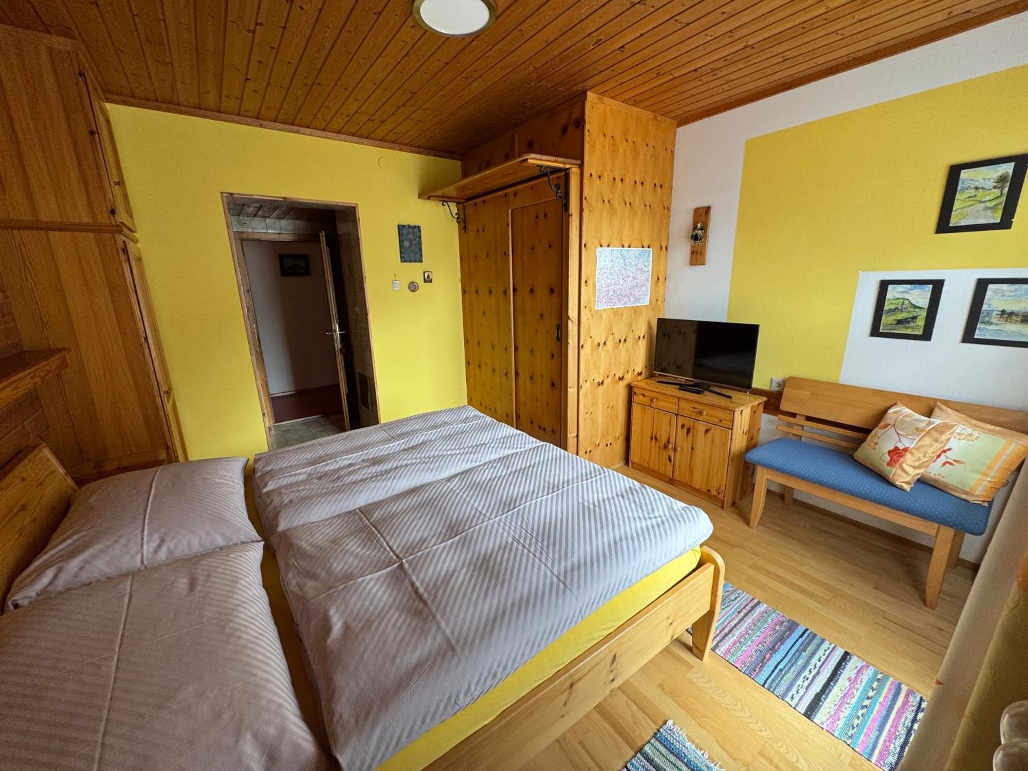 Rasser Apartment *